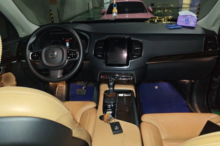 Used Volvo XC90 2015 T6 Zhiya Edition 7-seater Center Console