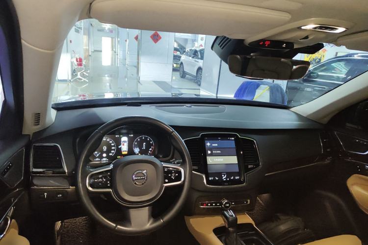 Used Volvo XC90 2015 T6 Zhiya Edition 7-seater Center Console