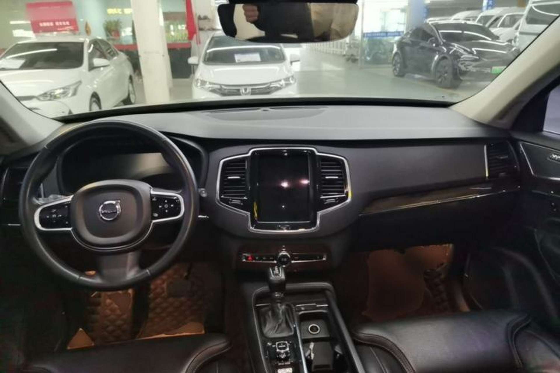 Used Volvo XC90 2015 T6 Luxury Edition 5-seater Center Console