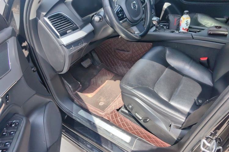 Used Volvo XC90 2015 T6 Zhiyi Edition 7-Seater Driver Seat