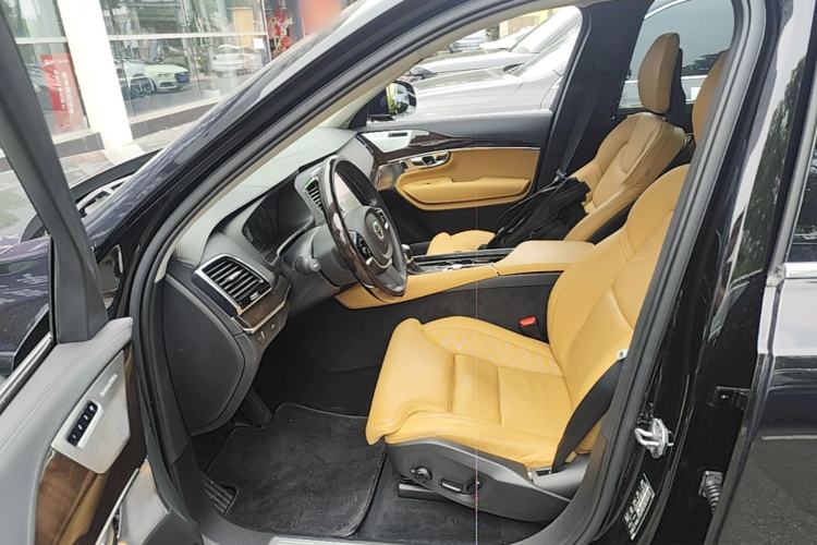 Used Volvo XC90 2015 T6 Prestige 7-Seater Driver Seat
