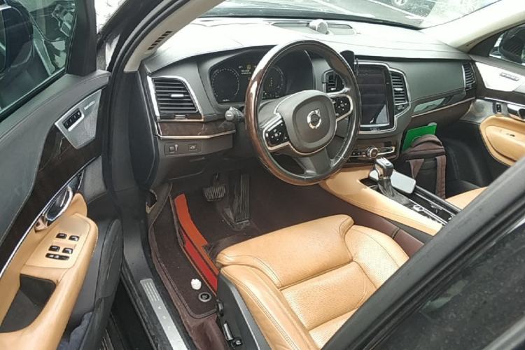 Used Volvo XC90 2015 T6 Prestige 7-Seater Driver Seat