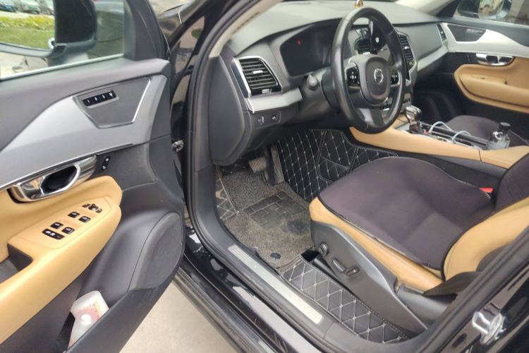 Used Volvo XC90 2015 T6 Zhiyi Edition 7-Seater Driver Seat