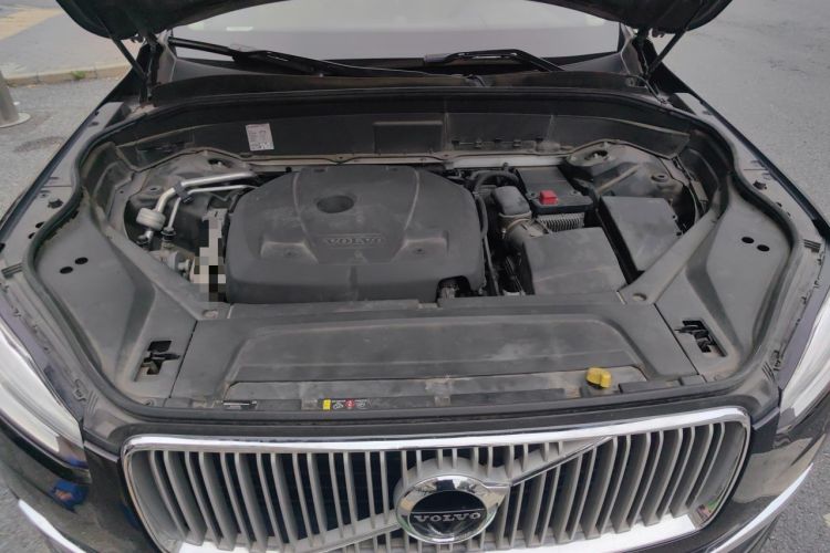 Used Volvo XC90 2015 T6 Prestige 7-Seater Engine Bay