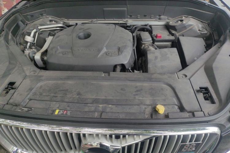 Used Volvo XC90 2015 T6 Prestige 7-Seater Engine Bay