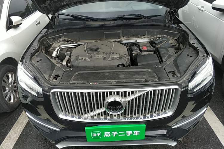 Used Volvo XC90 2015 T6 Prestige 7-Seater Engine Bay