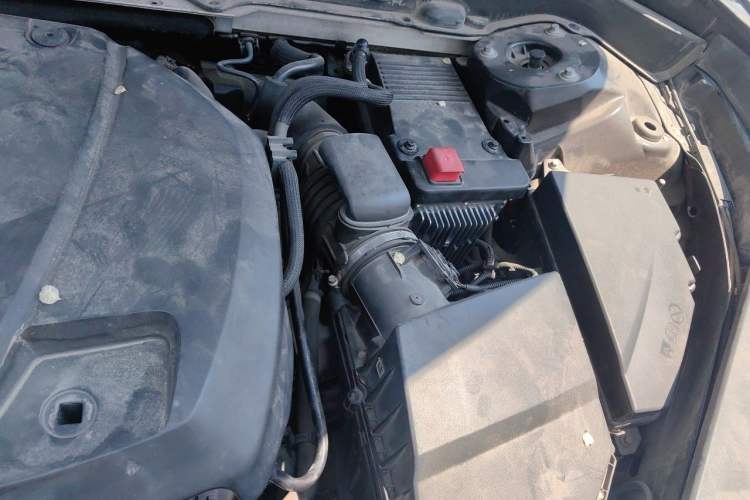 Used Volvo XC90 2015 T6 Zhiyi Edition 7-Seater Engine Bay Left