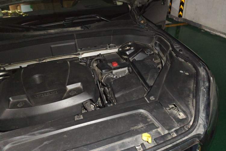 Used Volvo XC90 2015 T6 Zhiya Edition 7-seater Engine Bay Left