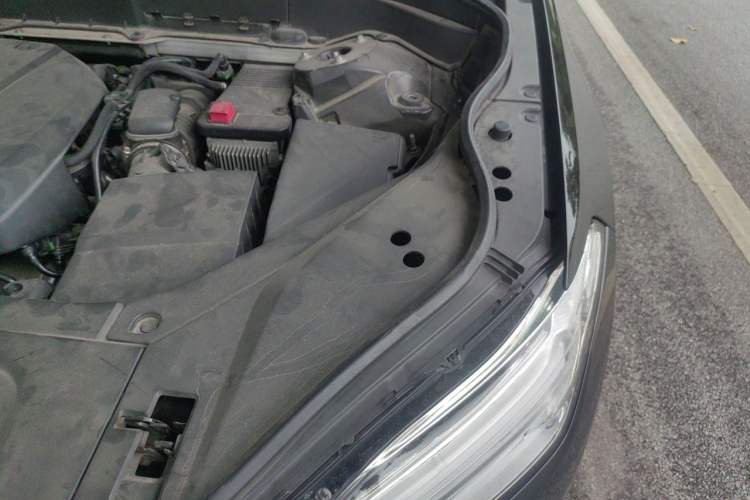 Used Volvo XC90 2015 T6 Prestige 7-Seater Engine Bay Left