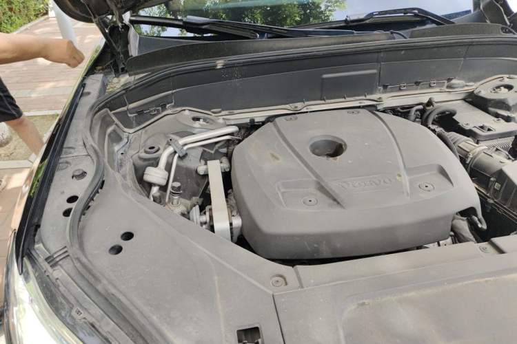 Used Volvo XC90 2015 T6 Zhiya Edition 7-seater Engine Bay Right