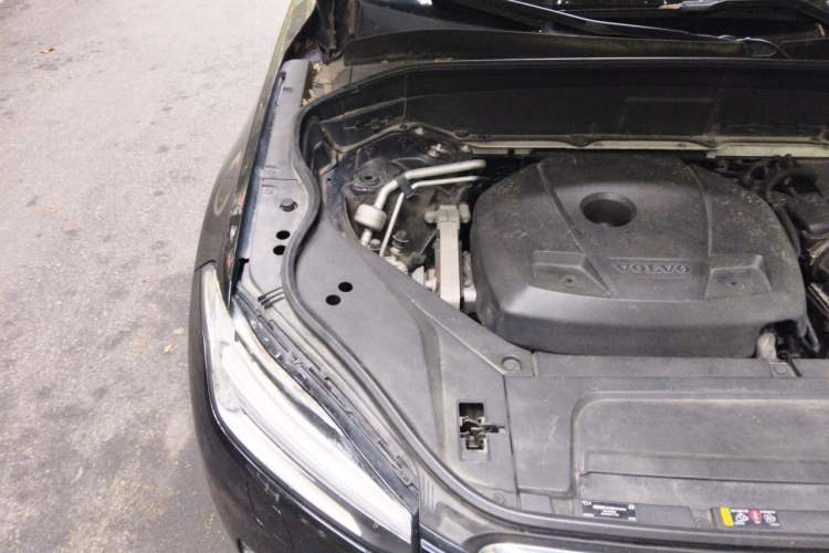 Used Volvo XC90 2015 T6 Zhiya Edition 7-seater Engine Bay Right