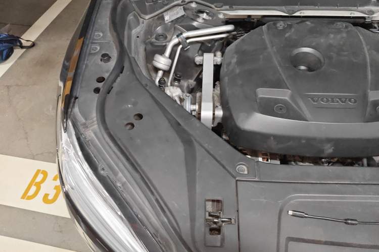 Used Volvo XC90 2015 T6 Zhiya Edition 7-seater Engine Bay Right