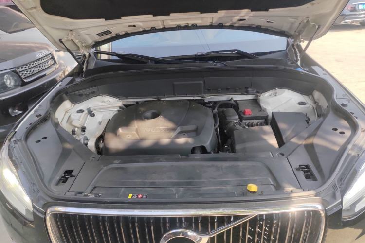 Used Volvo XC90 2015 T6 Zhiya Edition 7-seater Engine Bay