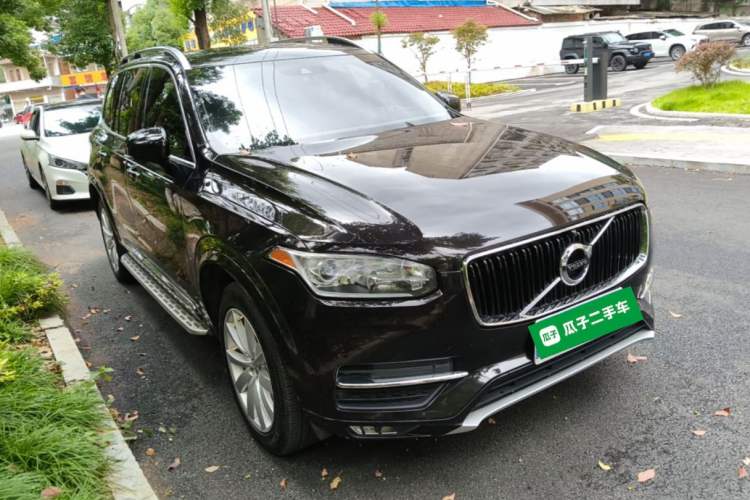 Used Volvo XC90 2015 T6 Zhiyi Edition 7-Seater Front Right 45 Deg