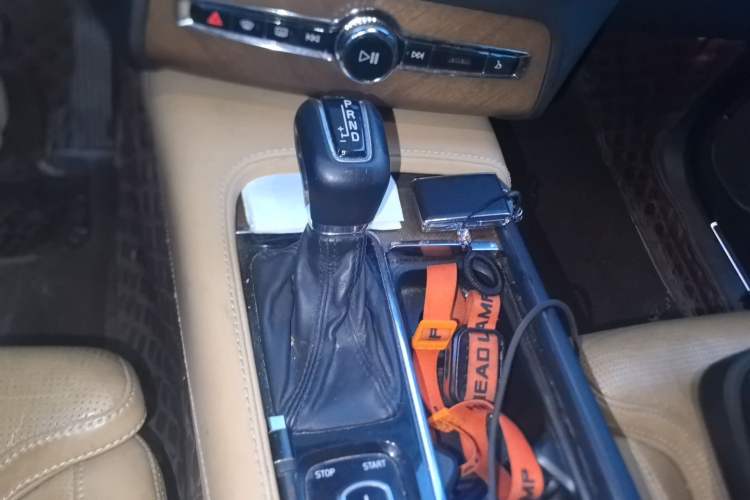 Used Volvo XC90 2015 T6 Zhiya Edition 7-seater Gear Lever