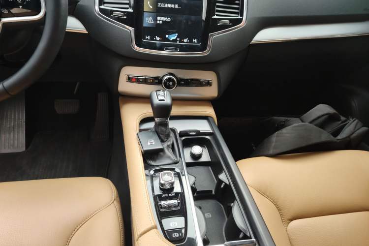 Used Volvo XC90 2015 T6 Zhiyi Edition 7-Seater Gear Lever