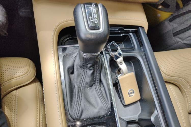 Used Volvo XC90 2015 T6 Zhiya Edition 7-seater Gear Lever