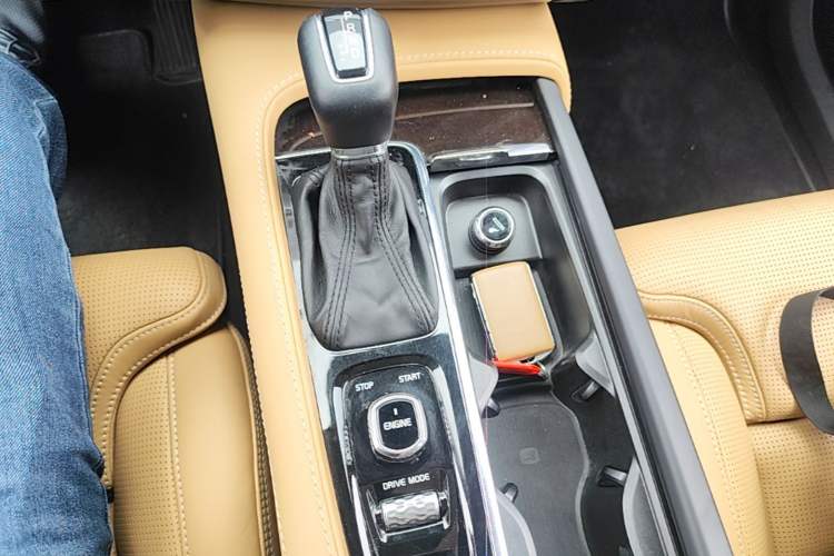 Used Volvo XC90 2015 T6 Prestige 7-Seater Gear Lever