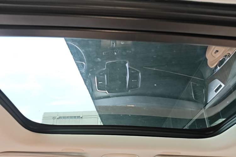 Used Volvo XC90 2015 T6 Prestige 5-seater Headliner