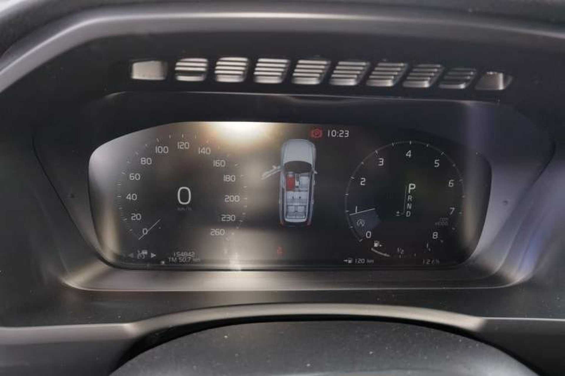 Used Volvo XC90 2015 T6 Zhiyi Edition 7-Seater Instrument Cluster