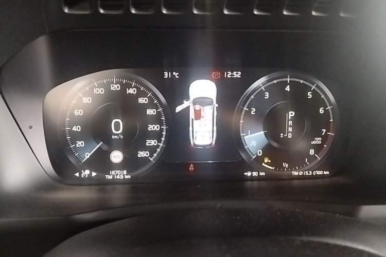 Used Volvo XC90 2015 T6 Zhiya Edition 7-seater Instrument Cluster