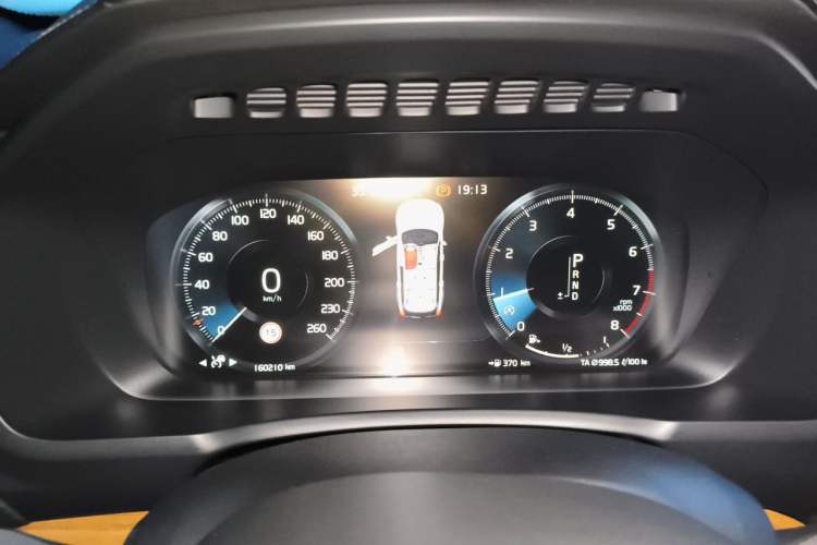 Used Volvo XC90 2015 T6 Prestige 7-Seater Instrument Cluster