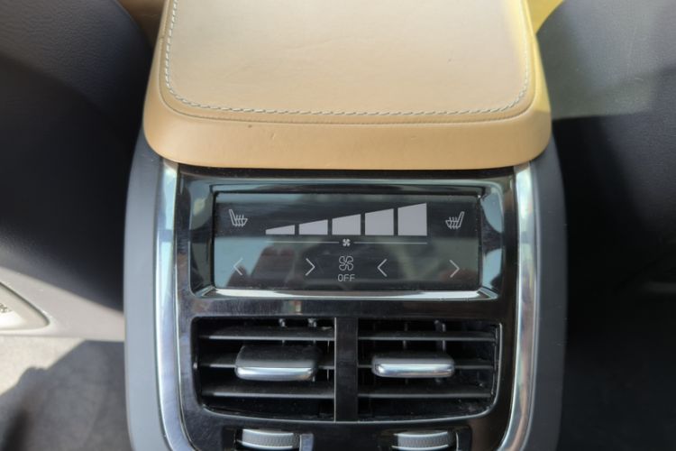 Used Volvo XC90 2015 T6 Zhiya Edition 7-seater Interior 1