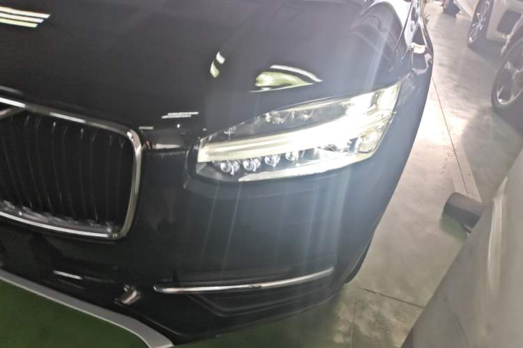 Used Volvo XC90 2015 T6 Zhiya Edition 7-seater Left Front Headlight