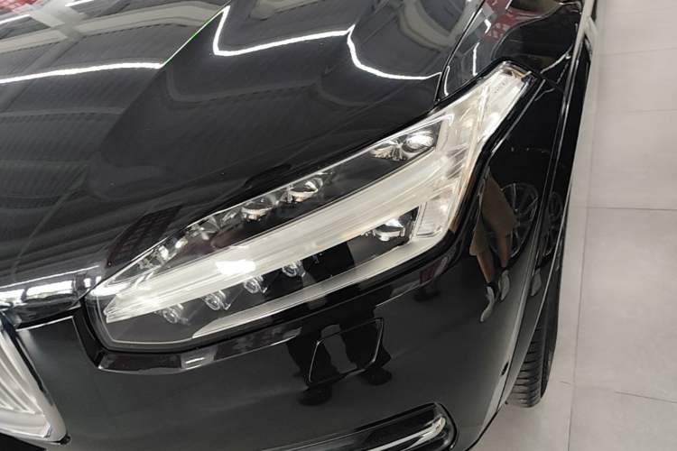 Used Volvo XC90 2015 T6 Prestige 7-Seater Left Front Headlight