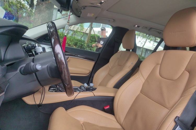 Used Volvo XC90 2015 T6 Prestige 7-Seater Left Front Seat
