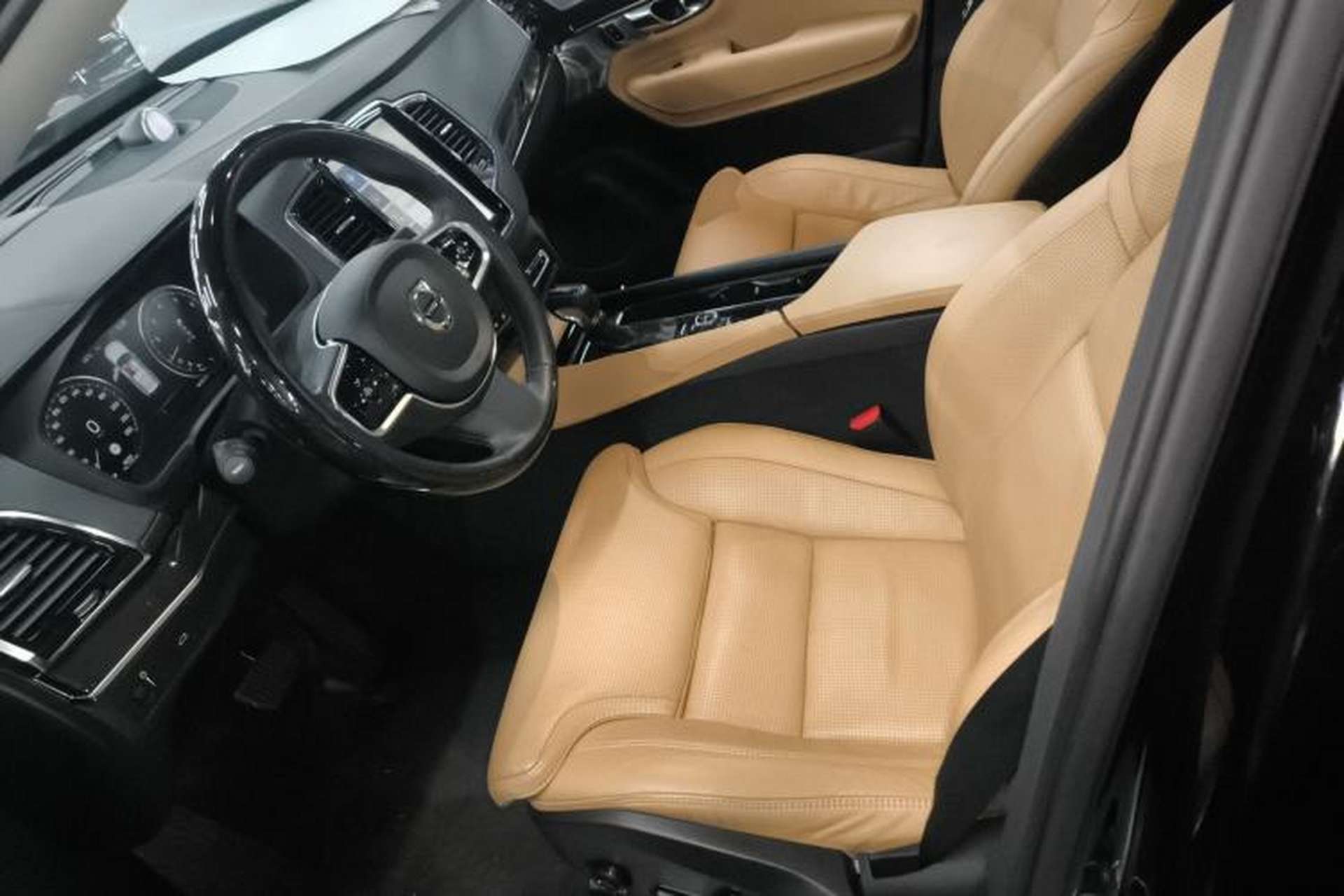 Used Volvo XC90 2015 T6 Prestige 7-Seater Left Front Seat