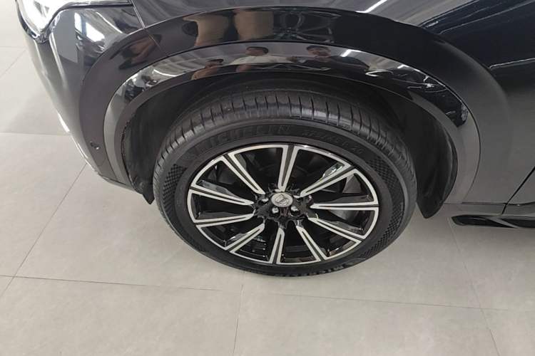 Used Volvo XC90 2015 T6 Prestige 7-Seater Left Front Wheel Hub