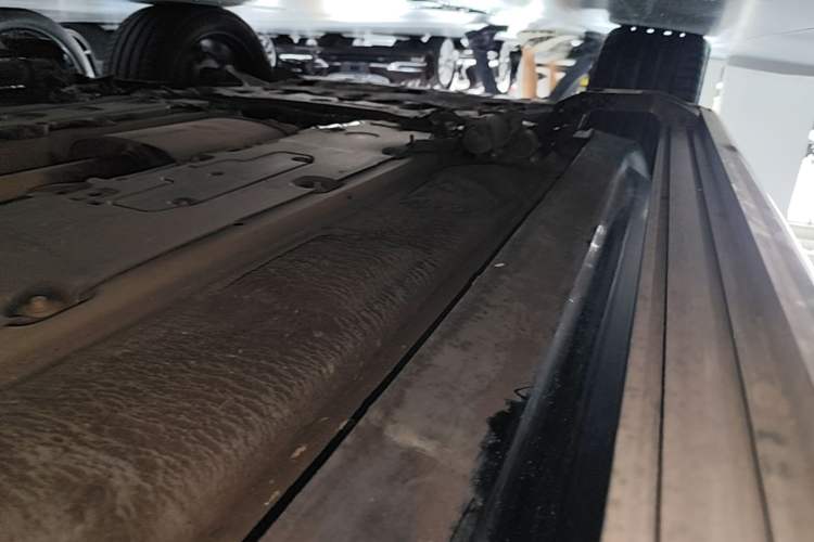 Used Volvo XC90 2015 T6 Prestige 7-Seater Left Side Sill