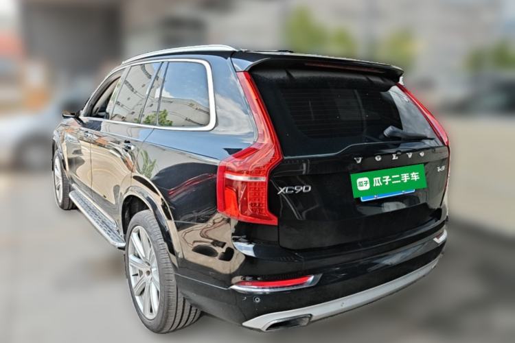 Used Volvo XC90 2015 T6 Prestige 5-seater Rear Left 45 Deg