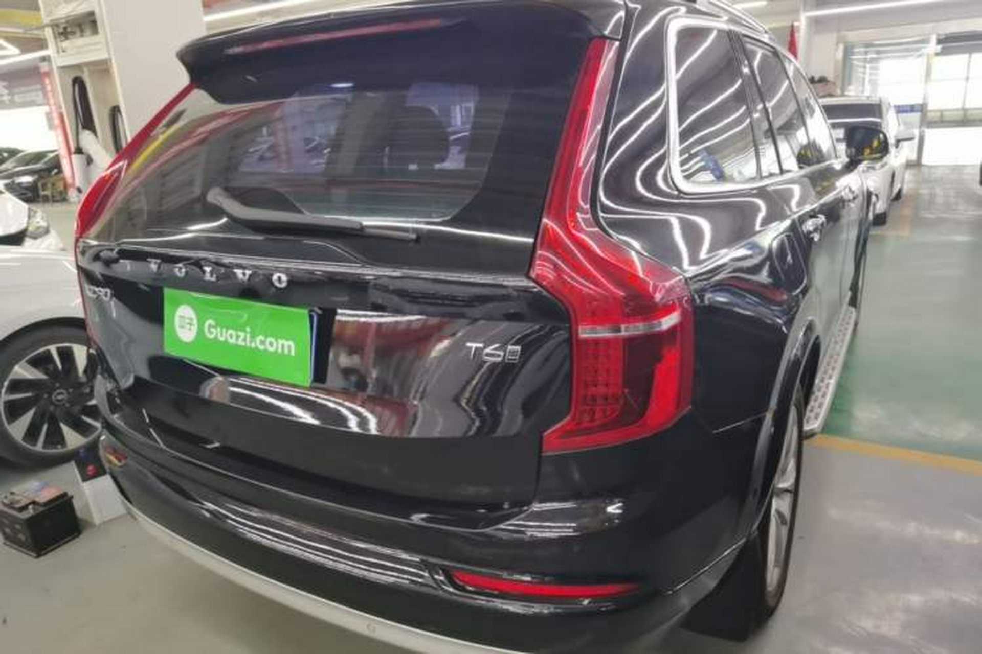 Used Volvo XC90 2015 T6 Luxury Edition 5-seater Rear Right 45 Deg