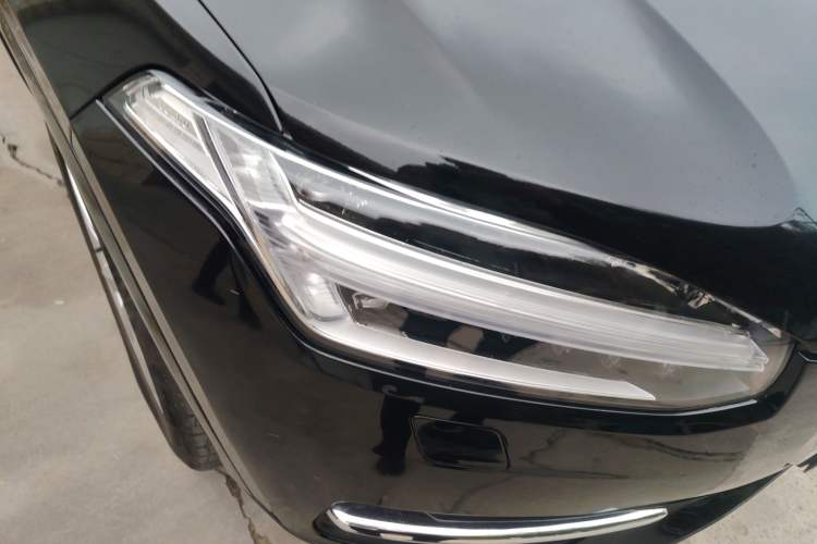 Used Volvo XC90 2015 T6 Zhiyi Edition 7-Seater Right Front Headlight