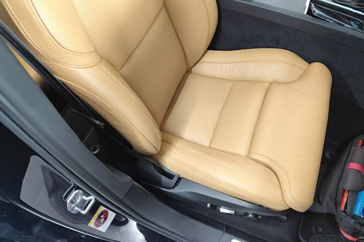 Used Volvo XC90 2015 T6 Prestige 7-Seater Right Front Seat