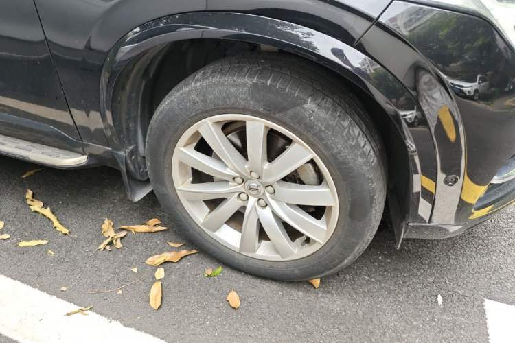 Used Volvo XC90 2015 T6 Zhiya Edition 7-seater Right Front Wheel Hub