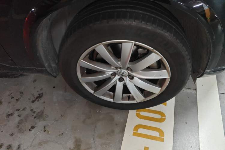 Used Volvo XC90 2015 T6 Zhiya Edition 7-seater Right Front Wheel Hub