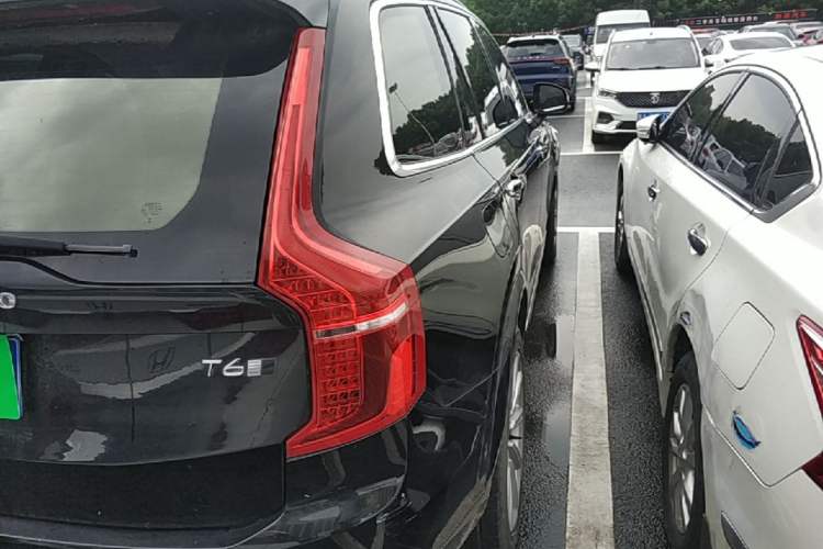 Used Volvo XC90 2015 T6 Prestige 7-Seater Right Rear Taillight