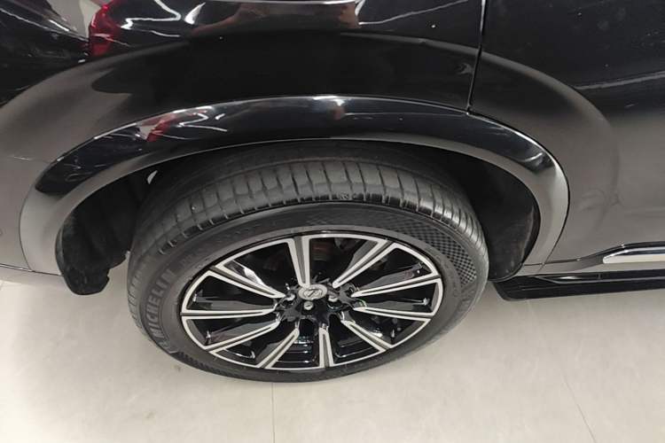 Used Volvo XC90 2015 T6 Prestige 7-Seater Right Rear Wheel Hub