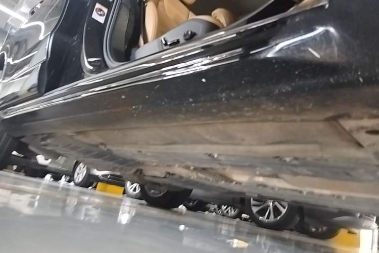 Used Volvo XC90 2015 T6 Zhiya Edition 7-seater Right Side Sill