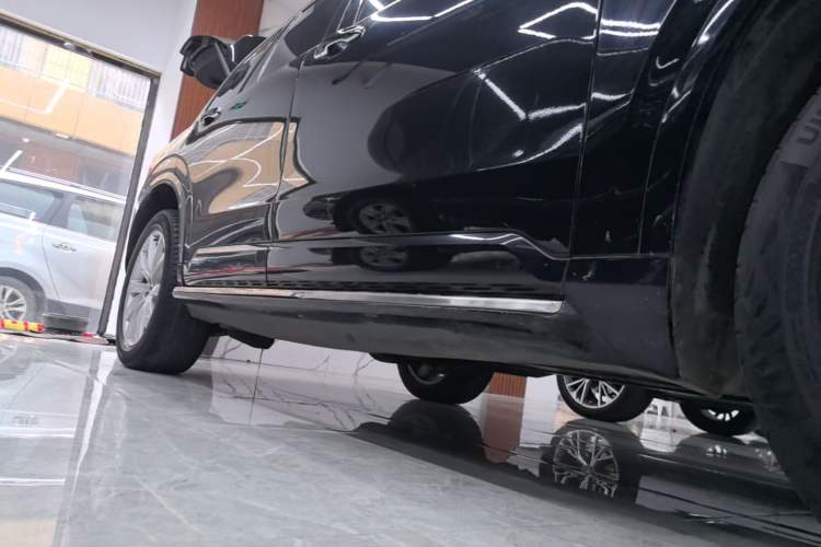 Used Volvo XC90 2015 T6 Zhiya Edition 7-seater Right Side Sill