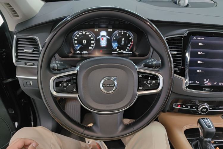 Used Volvo XC90 2015 T6 Prestige 7-Seater Steering Wheel