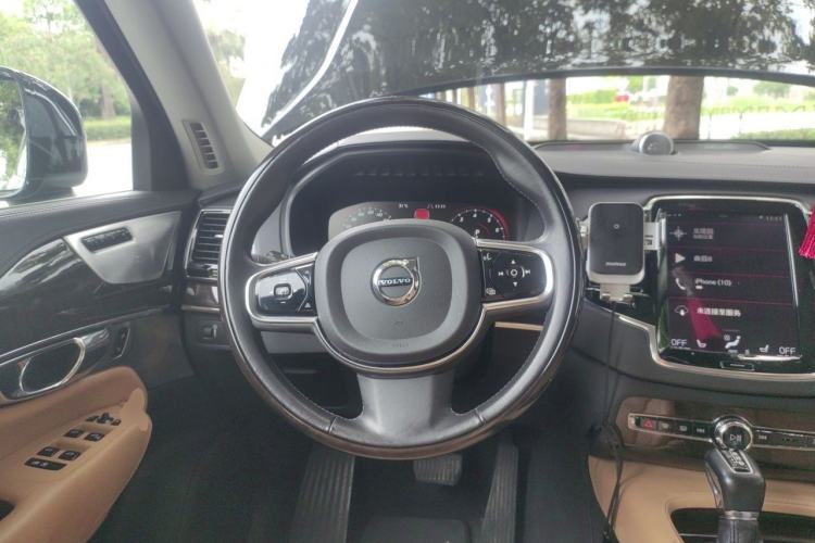 Used Volvo XC90 2015 T6 Prestige 7-Seater Steering Wheel