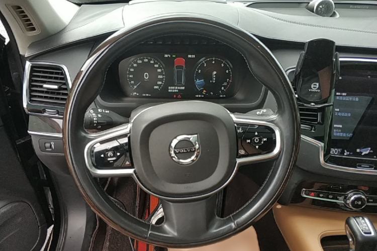 Used Volvo XC90 2015 T6 Prestige 7-Seater Steering Wheel