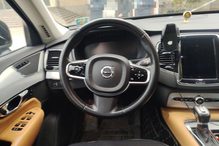 Used Volvo XC90 2015 T6 Zhiyi Edition 7-Seater Steering Wheel