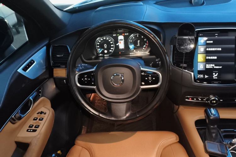 Used Volvo XC90 2015 T6 Prestige 7-Seater Steering Wheel