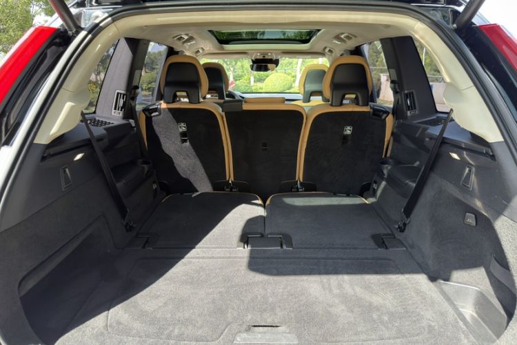 Used Volvo XC90 2015 T6 Zhiya Edition 7-seater Trunk