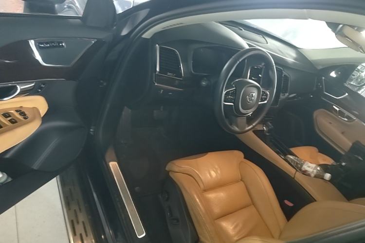 Used Volvo XC90 2015 T6 Zhiya Edition 7-seater Driver Seat